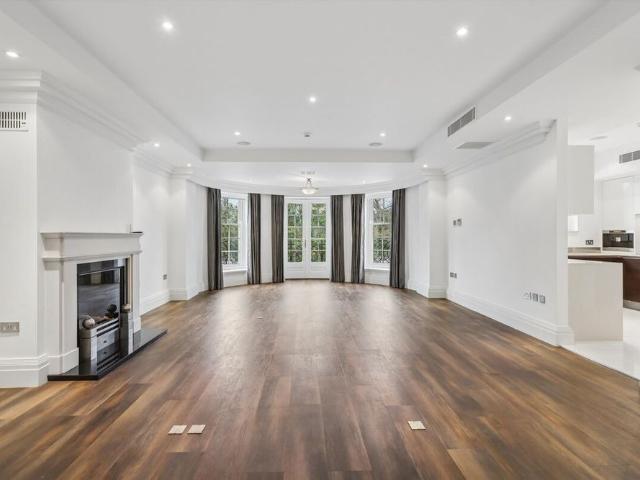 Apartment for rent in Claremont Park, Blackhills