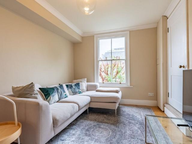 House for rent in St Albans, Five Acres