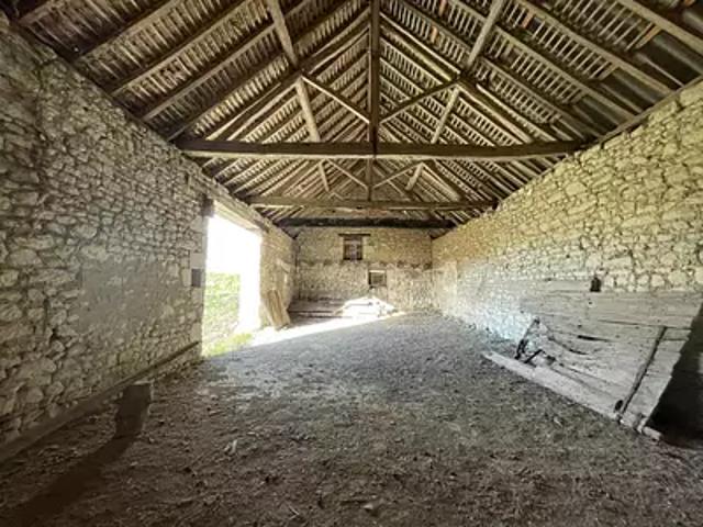 Garage vente à Châtellerault, Availles-en-châtellerault