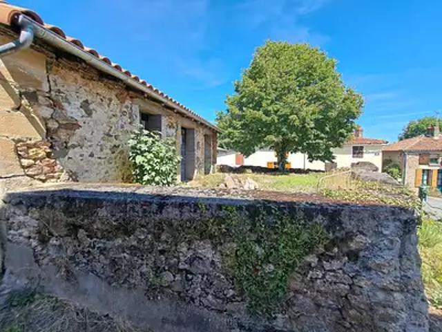 Maison vente à Montmorillon, Availles-limouzine