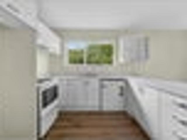 House for sale in Chaslands, Canterbury