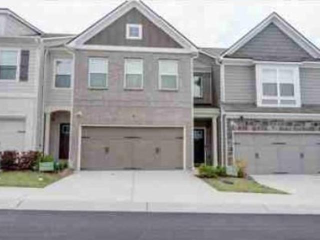 Townhouse for sale in Fairburn, Georgia