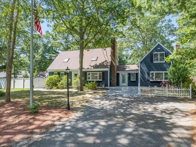 House for sale in Centerville, Osterville