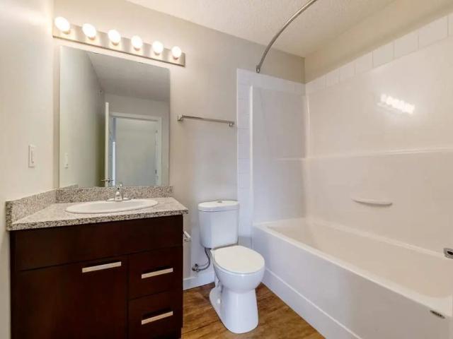 Apartment for rent in Wedgewood, Alberta