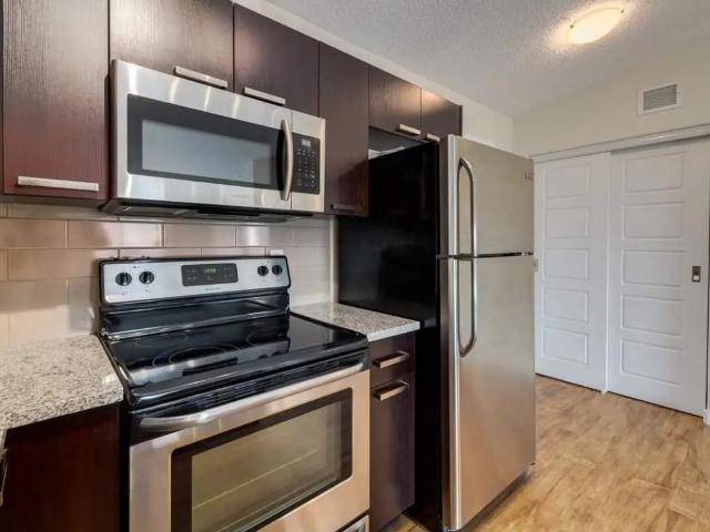 Apartment for rent in Wedgewood, Alberta