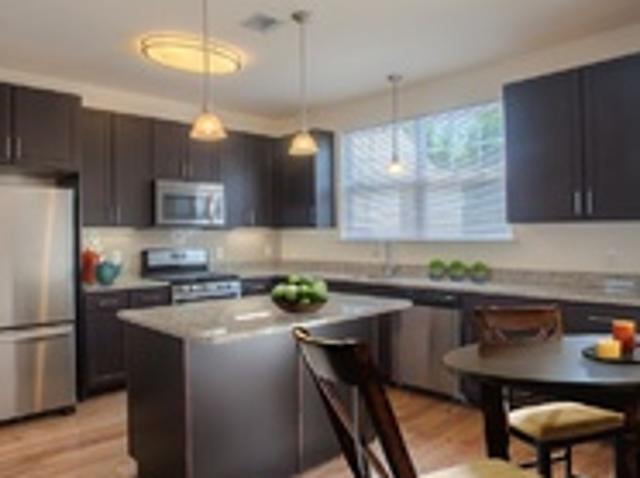 Apartment for rent in Garden City