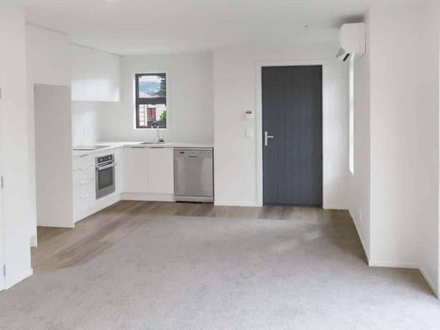 Apartment for rent in Days Bay, Wellington