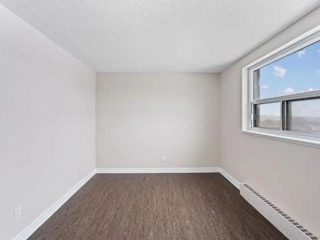 Apartment for rent in Mulhurst Bay, Ontario