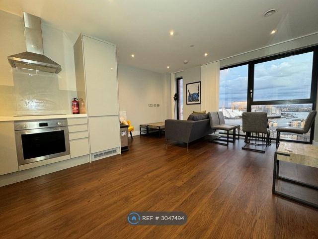 Apartment for rent in Blackwall, Greater London