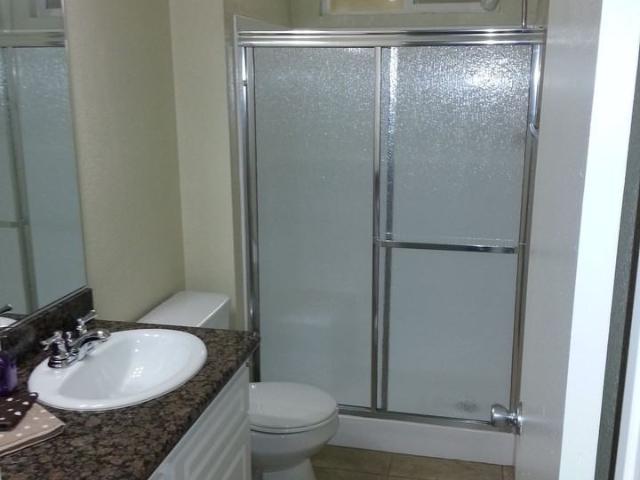 Apartment for rent in Tustin, California