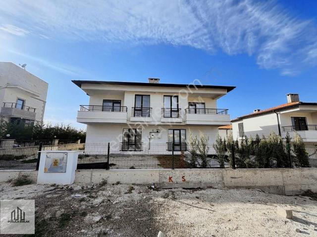 Avanos içerisinde satılık Villa