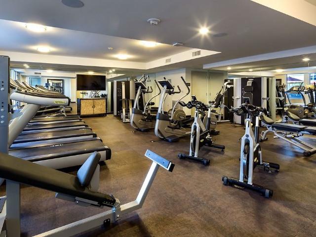 Apartment for rent in Canoga Park, California