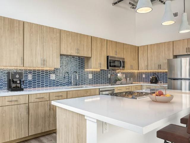 Apartment for rent in Canoga Park, California