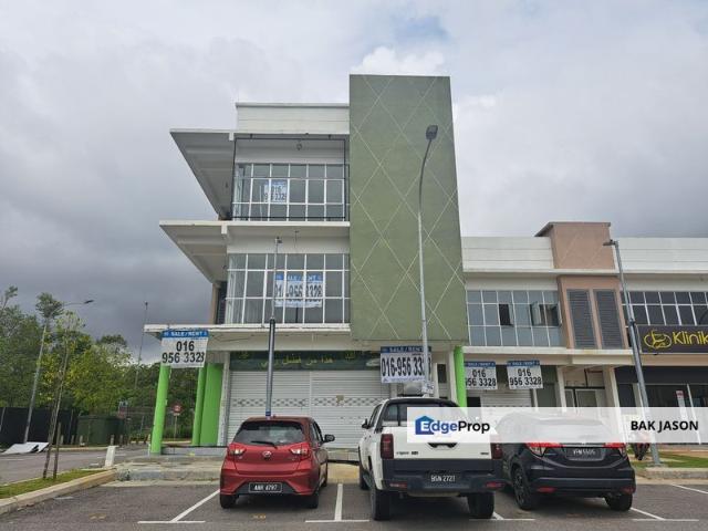 Shop for rent in Petaling, Alam Impian