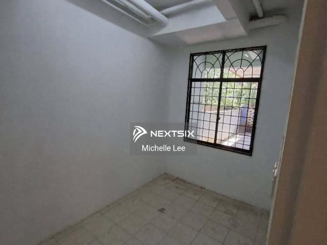 Residential House for sale in Country Heights Damansara, Kuala Lumpur