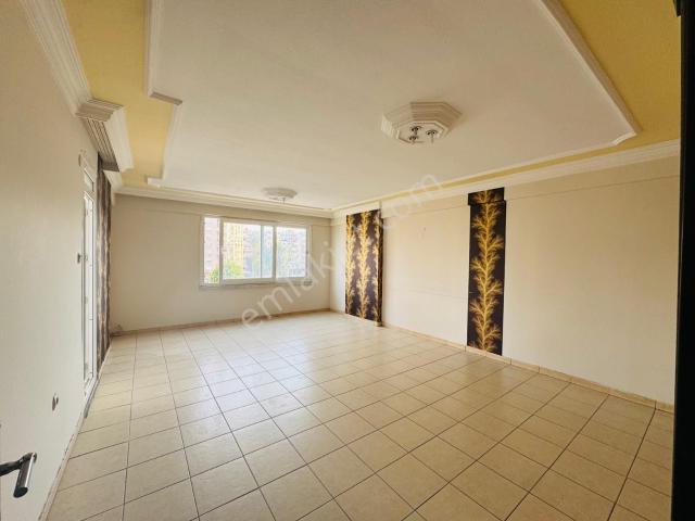 Yenişehir, Mersin içerisinde kiralık mülk