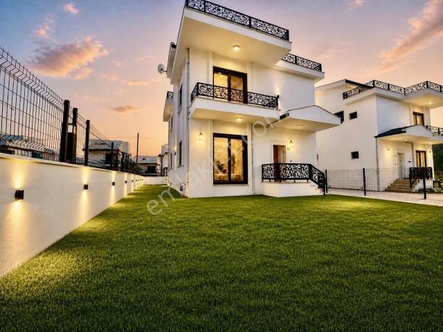 Edremit, Balikesir içerisinde satılık Villa