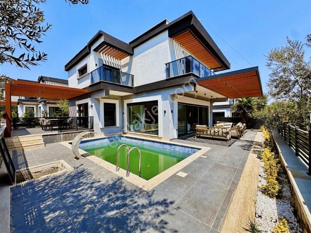 Edremit, Balikesir içerisinde satılık Villa