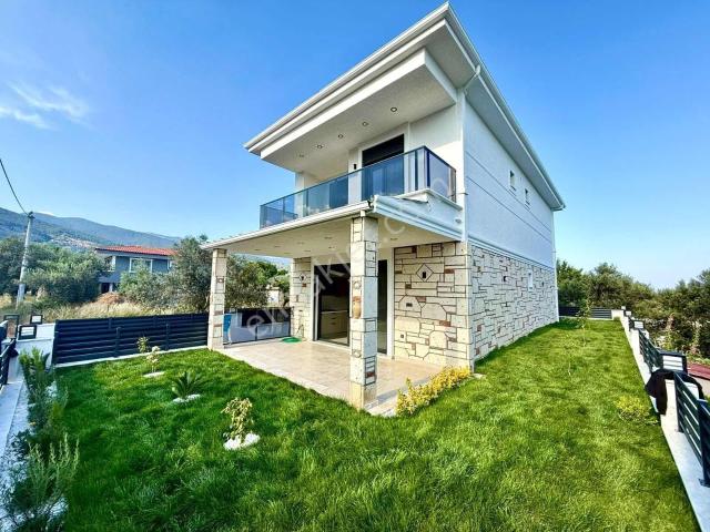 Edremit, Balikesir içerisinde satılık Villa