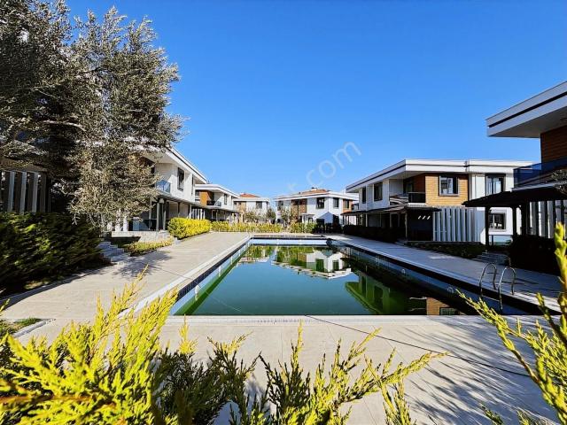 Edremit, Balikesir içerisinde satılık Villa