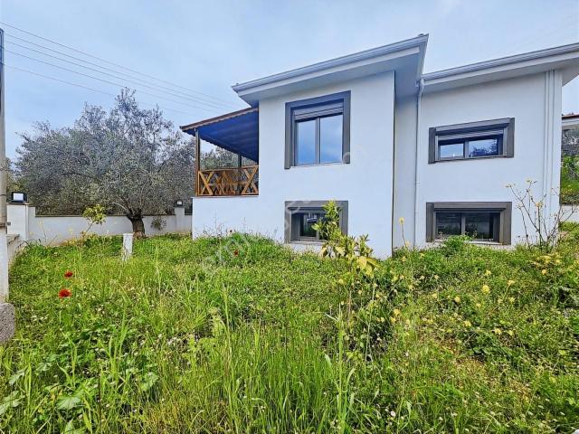 Edremit, Balikesir içerisinde satılık Villa