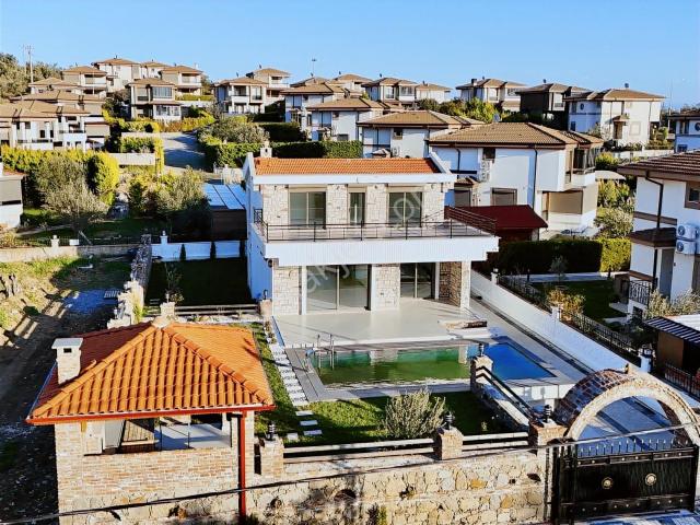 Edremit, Balikesir içerisinde satılık Villa