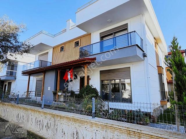 Edremit içerisinde satılık Villa