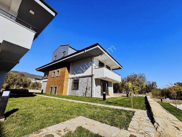 Edremit, Balikesir içerisinde satılık Villa
