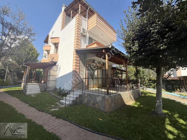 Edremit, Balikesir içerisinde satılık Villa