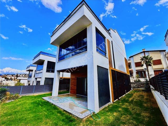 Burhaniye, Balikesir içerisinde satılık Villa