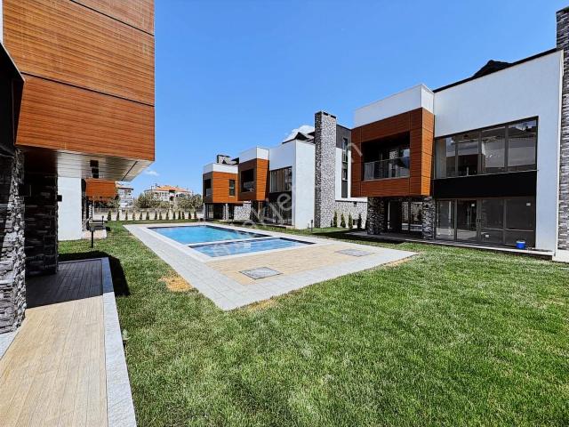 Edremit, Balikesir içerisinde satılık Villa