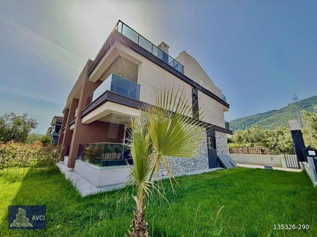 Edremit, Balikesir içerisinde satılık Villa