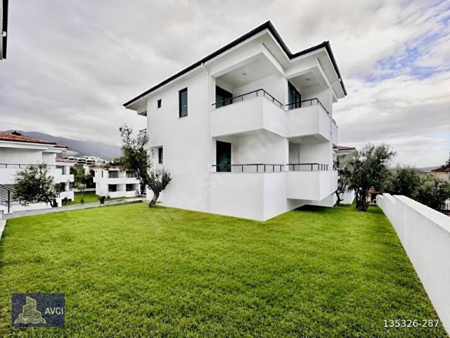 Edremit içerisinde satılık Villa
