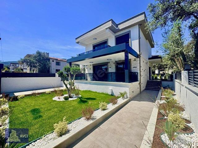 Edremit, Balikesir içerisinde satılık Villa