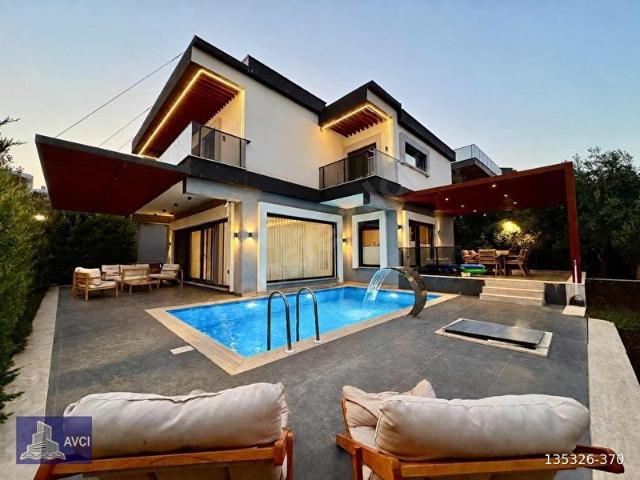 Edremit, Balikesir içerisinde satılık Villa