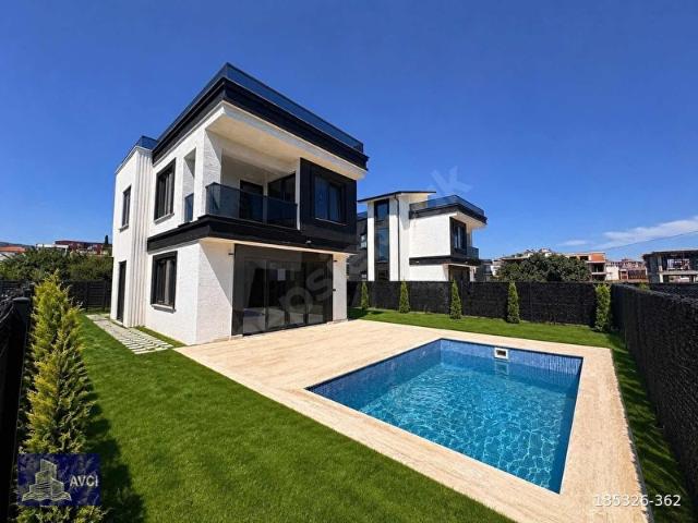 Edremit, Balikesir içerisinde satılık Villa