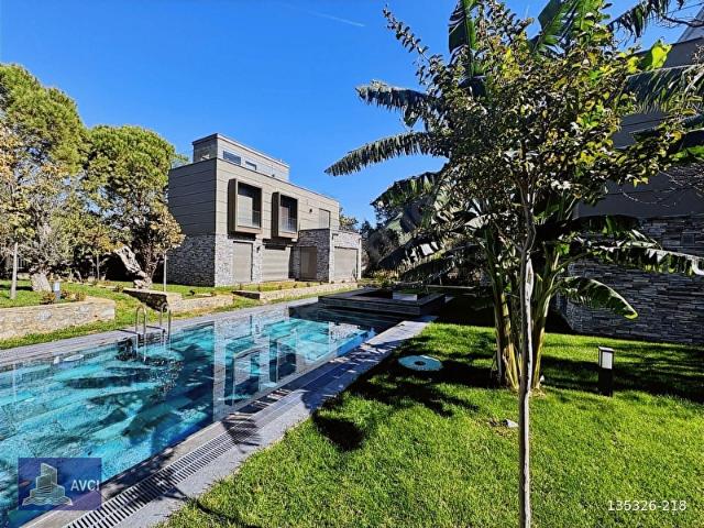 Edremit içerisinde satılık Villa