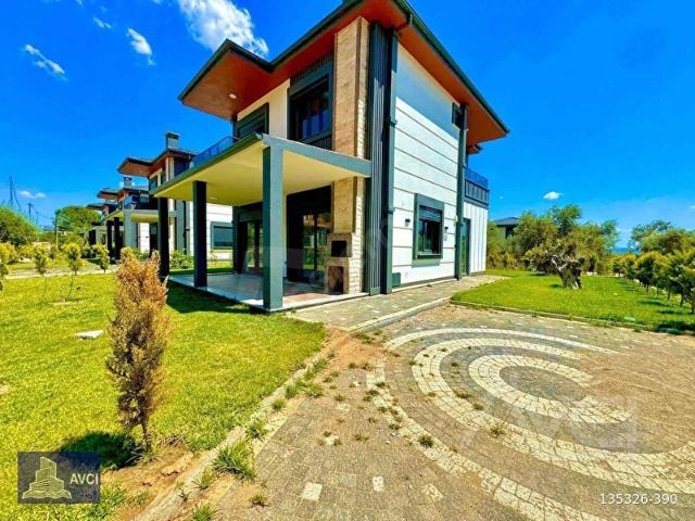 Güre, Edremit içerisinde satılık Villa