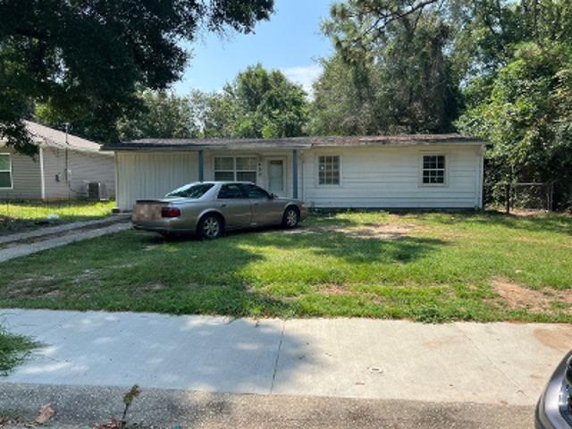 House for sale in Brent, Florida