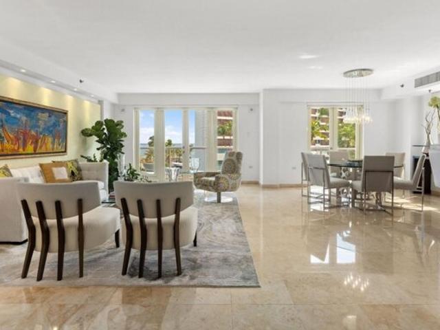 Condo for sale in San Juan