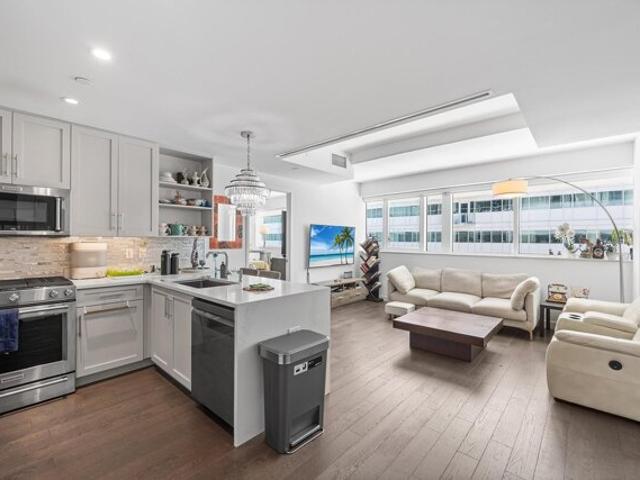 Condo for sale in Hudson, New Jersey