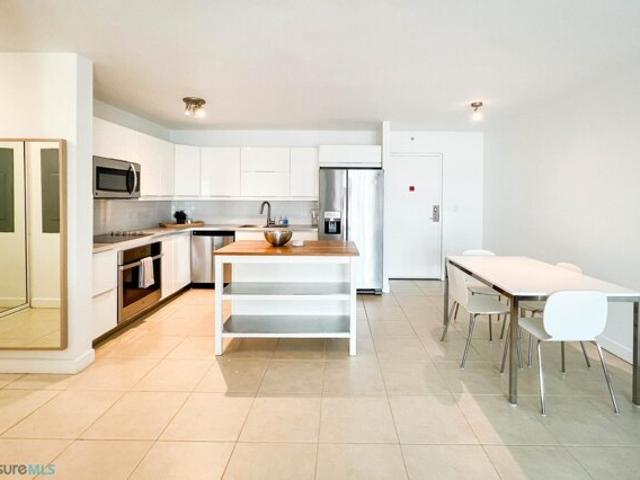 Condo for sale in San Juan