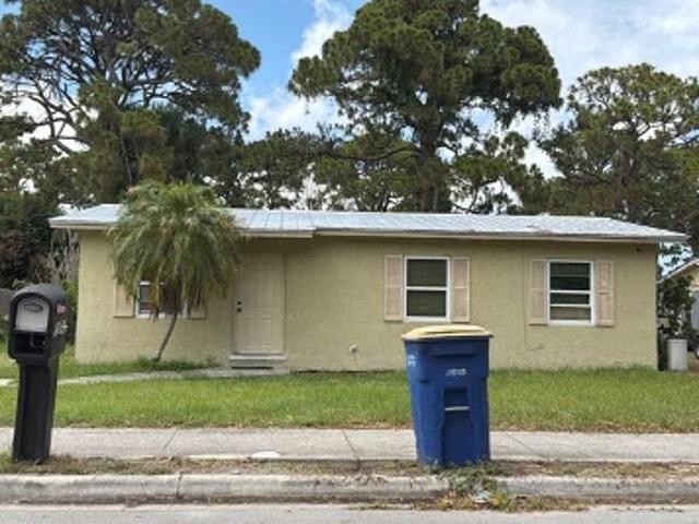 House for sale in Fort Pierce, Florida