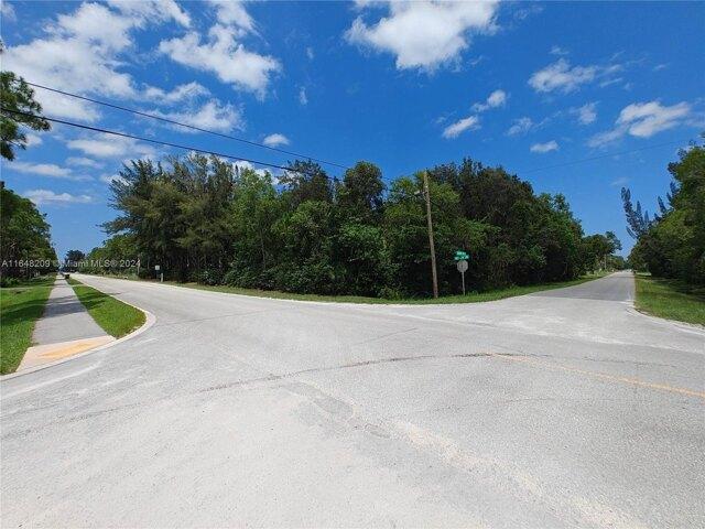 Land for sale in Jupiter