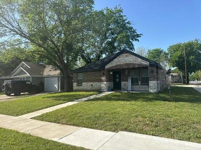 House for sale in Fort Worth