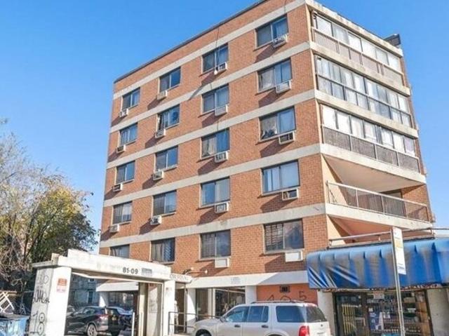 Condo for sale in Elmhurst