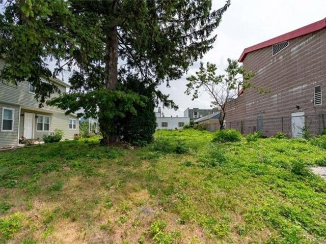 Land for sale in Queens, Arverne