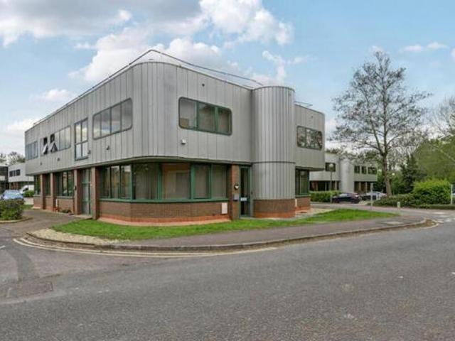 House for sale in Swindon
