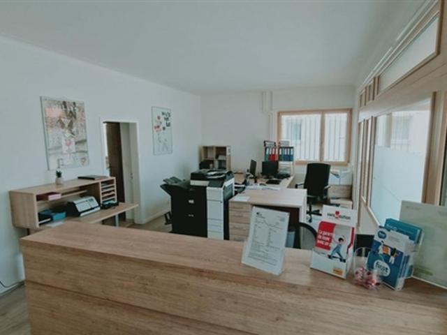 Büro mieten in Courcelon, Jura