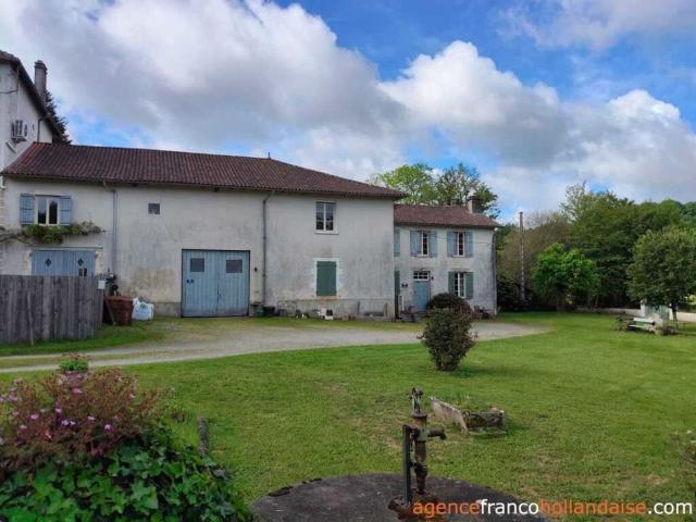 Maison vente à Rochechouart
